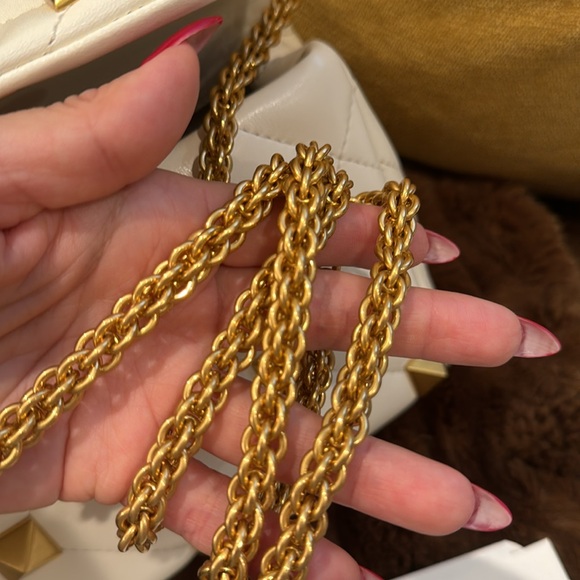 Valentino Roman Stud shoulder Handbag - Picture 9 of 11